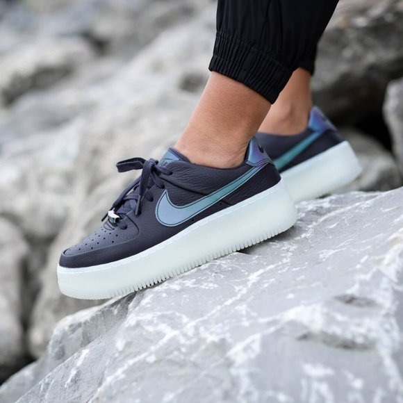 nike af1 sage low lx